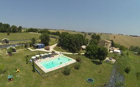 Tenuta Tredici Ulivi